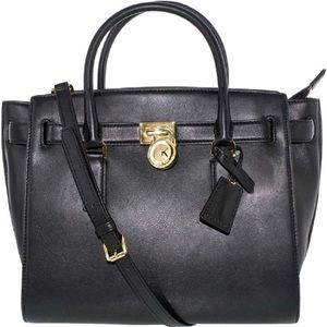 MK Black Hamilton Traveler Purse in like new excellent condition.